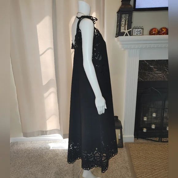 Theory "Taytee" Eyelet Dress, Black 6 - Picture 8 of 15